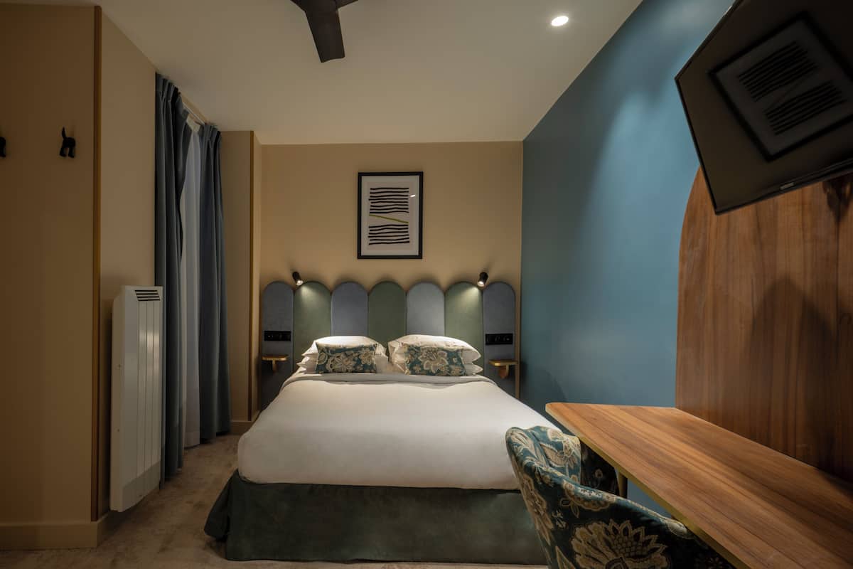 Classic Double Room, Ground Floor | Premium bedding, in-room safe, desk, blackout curtains