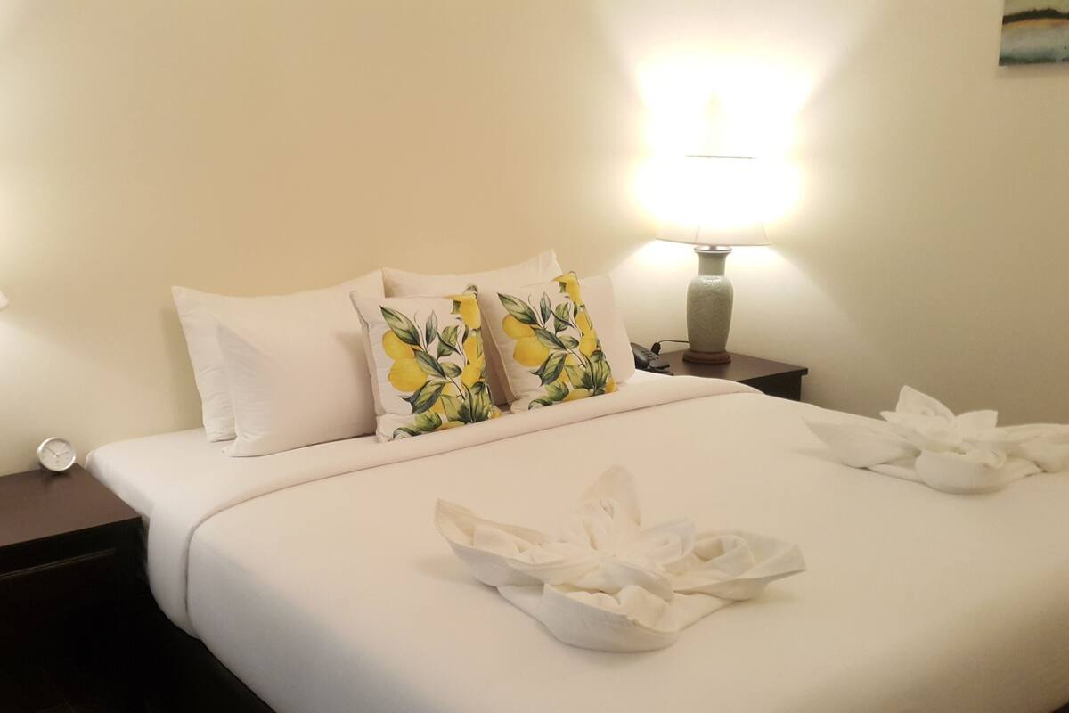 Premier Room | Minibar, coffre-fort, accès au Wi-Fi (inclus)