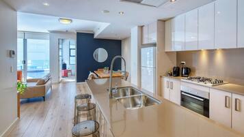 Căn hộ, 3 phòng ngủ | Bộ đồ giường cao cấp, nệm có lớp đệm bông, minibar