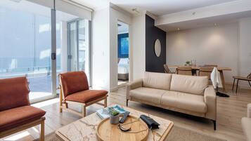 Premium bedding, pillowtop beds, minibar, in-room safe