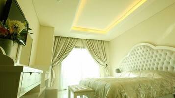 Minibar, wi-fi (inkludert) og sengetøy