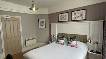 Double Room (Room 3) | WiFi (free)