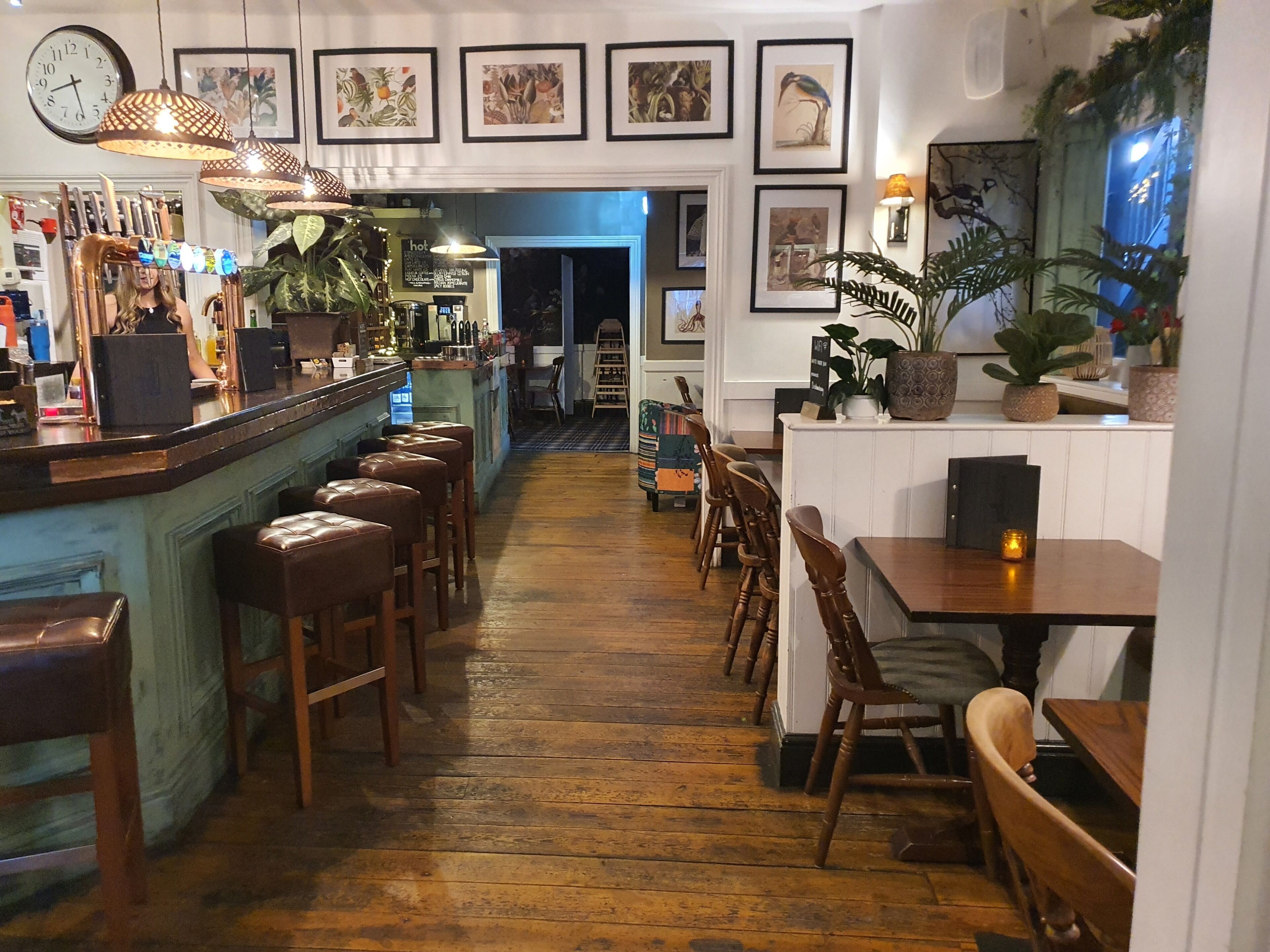 Bar (in der Unterkunft)
