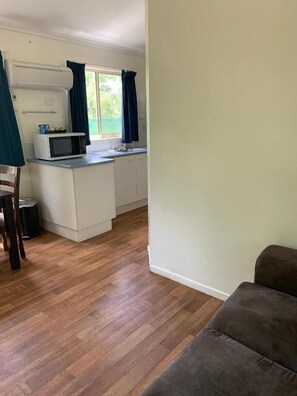 Standard Cabin, 2 Bedrooms | Bed sheets - Aurora Kakadu Lodge (Jabiru)