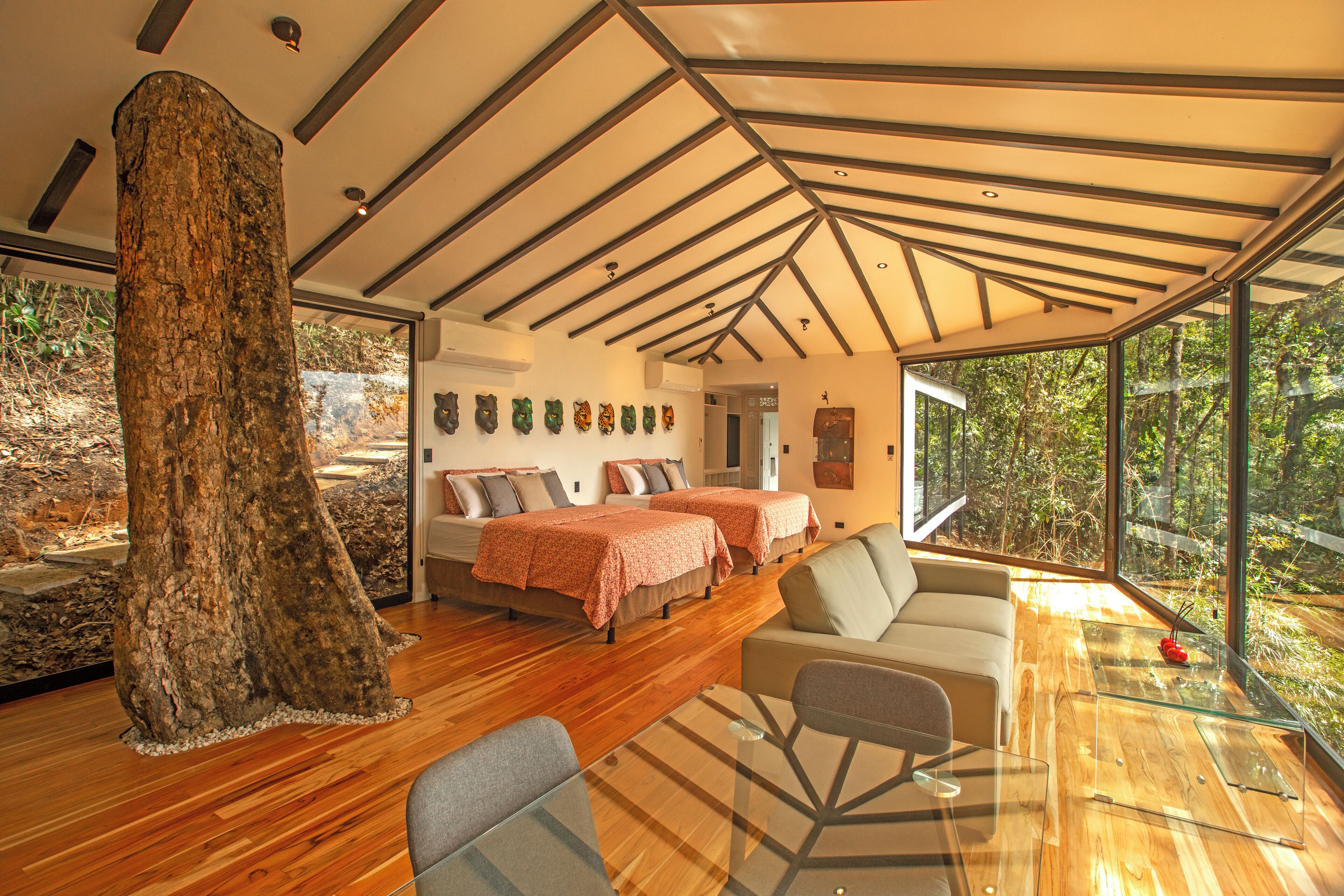 The Terraces | Premium bedding, down comforters, minibar, in-room safe