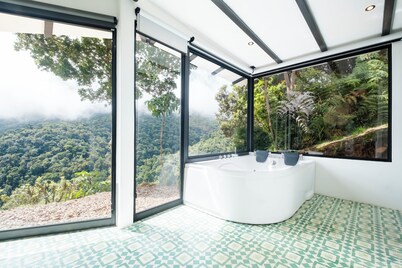 Dantica Cloud Forest Lodge