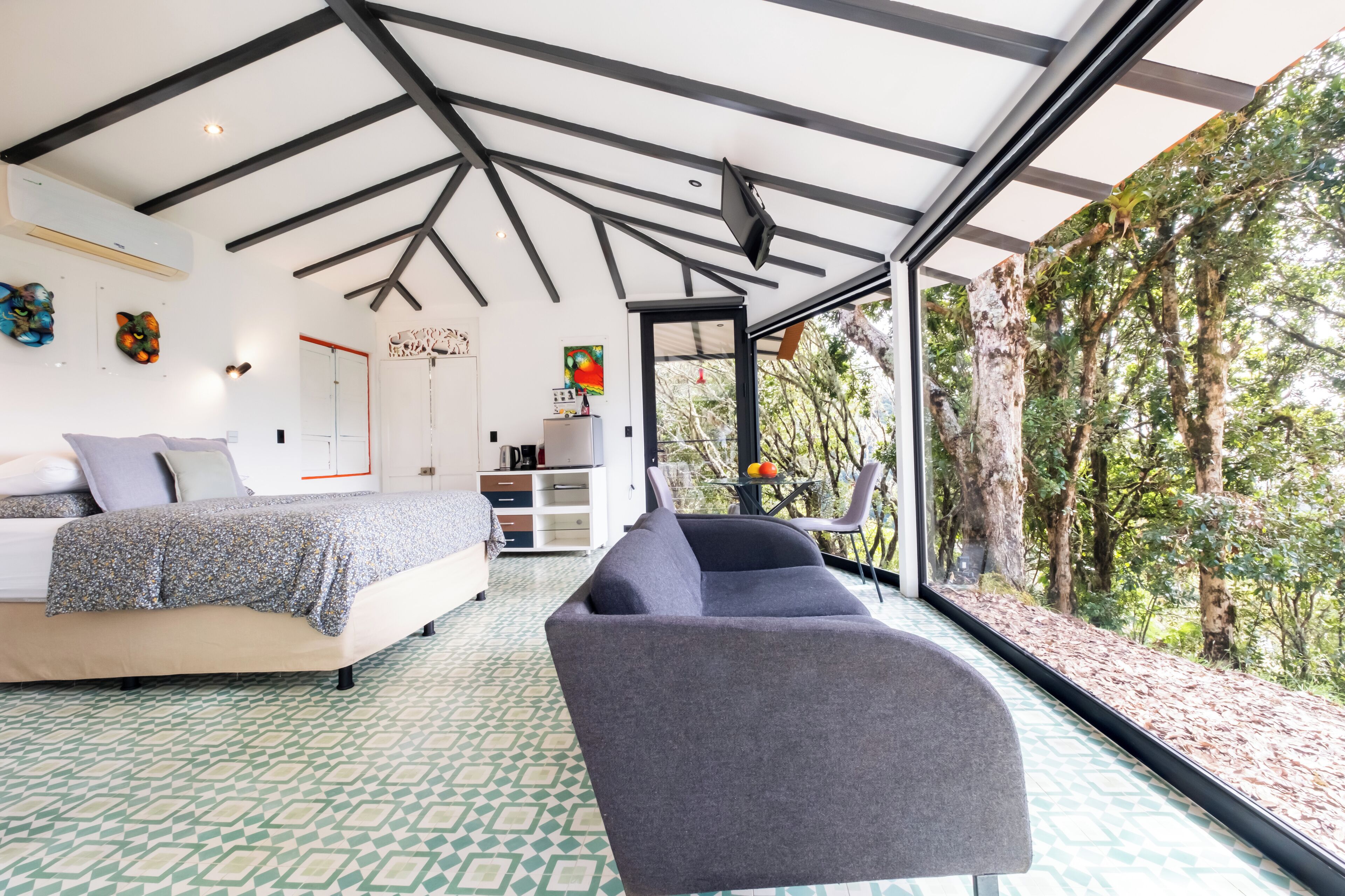 2-person Superior Bungalow Valley | Sengetøy av topp kvalitet, dundyner, minibar og safe på rommet