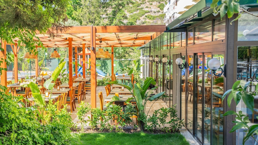 Marbel Hotel by Palm Wings