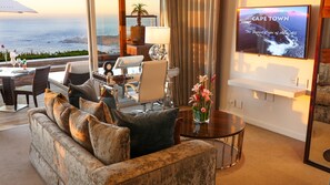 Suite 7, The Royal Suite, 1 King Bed Panoramic Ocean View | View from room
