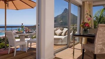 Suite 6, The Penthouse Suite, 1 King Bed Panoramic Ocean View | Terrace/patio