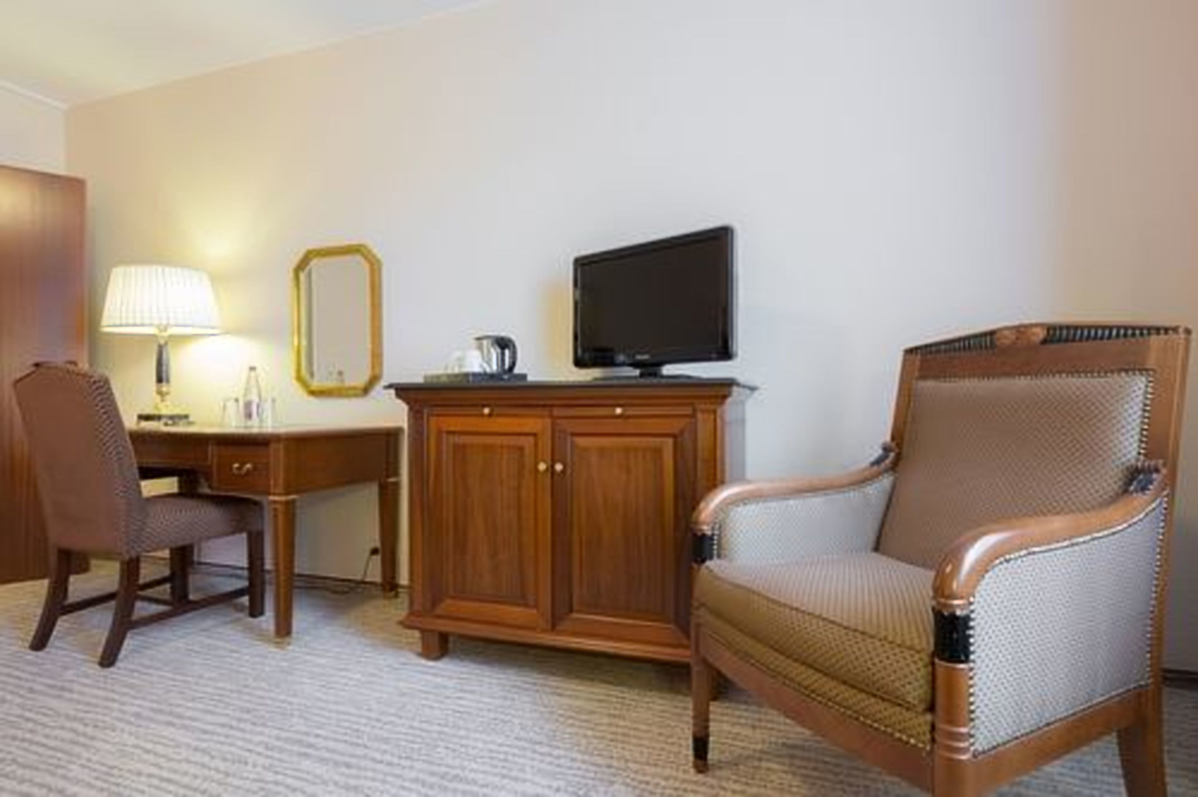 comfort room | living area | 26-inch flat-screen tv with cable channels, tv