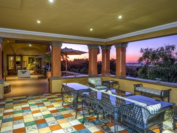 Terrace/patio