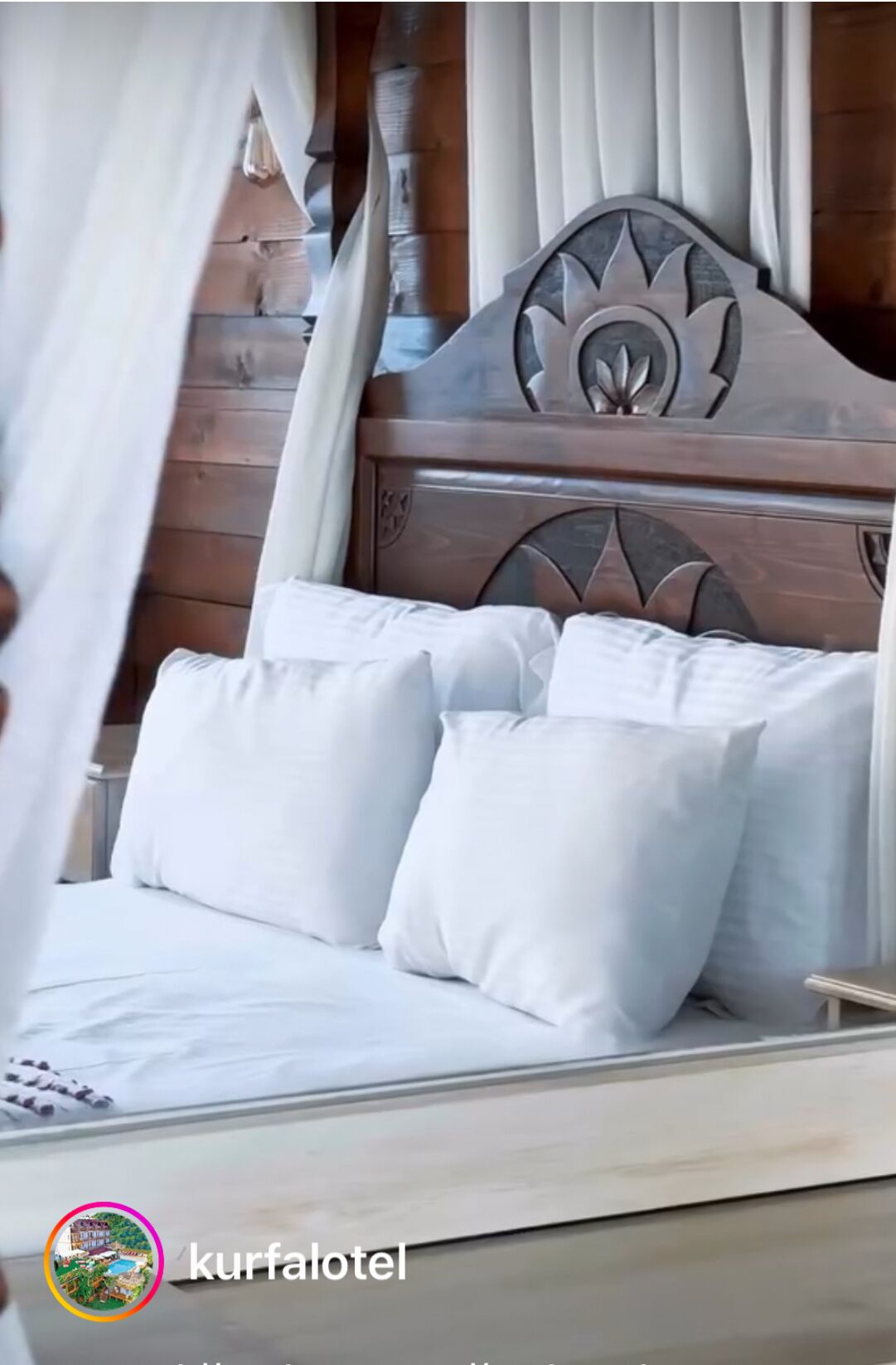 Honeymoon-Zimmer | Hochwertige Bettwaren, Schreibtisch, kostenloses WLAN