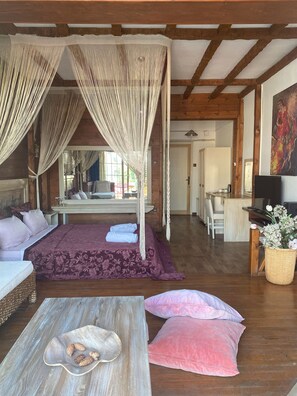 Suite – deluxe (Harem) | Sengetøy av topp kvalitet, skrivebord og wi-fi (inkludert)