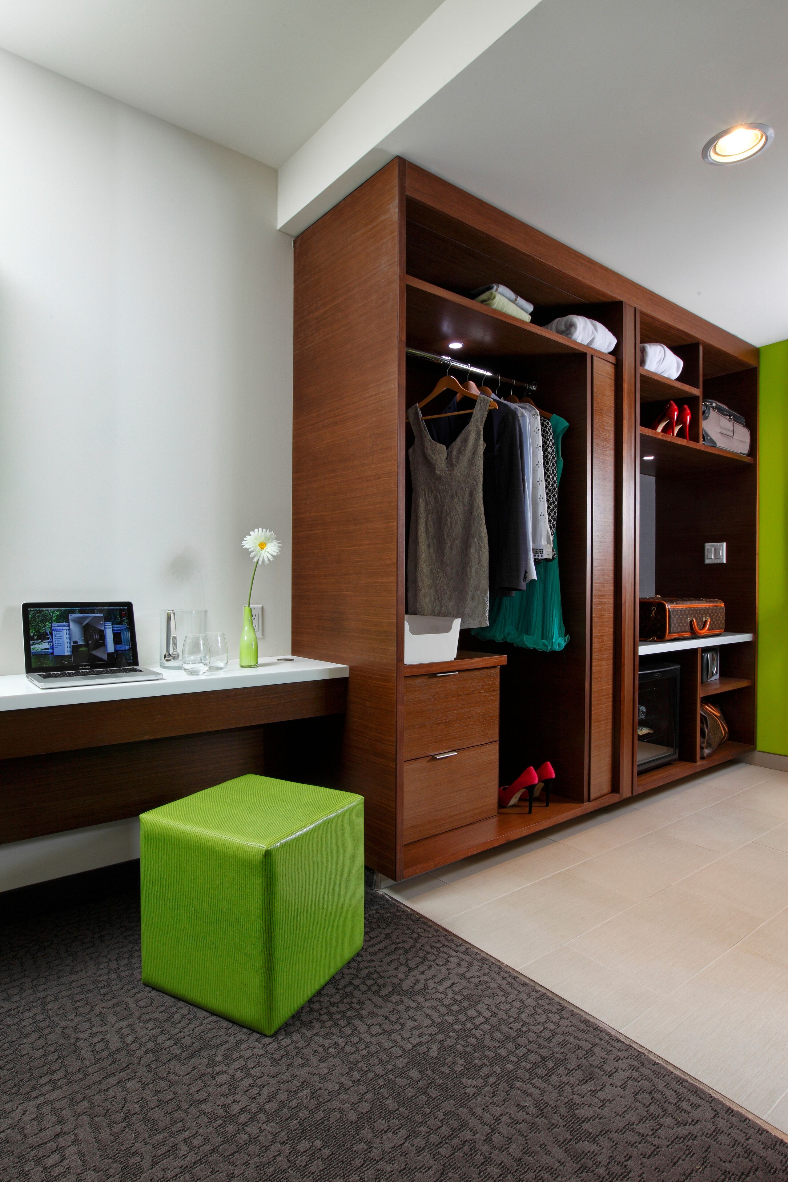 room, 1 king bed, river view (main floor) | view from room