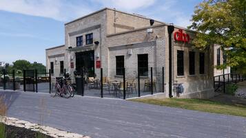 Cafe