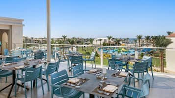 6 Restaurants, Frühstück, Mittagessen, Abendessen, internationale Küche