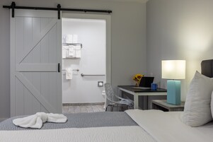 Classic Room, 1 King Bed, Handicap Accessible | Premium bedding, down comforters, pillowtop beds, individually decorated