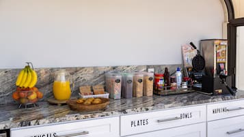 Esmorzar diari continental gratuït