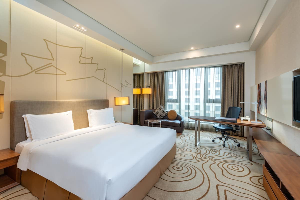 Minibar, in-room safe, desk, soundproofing