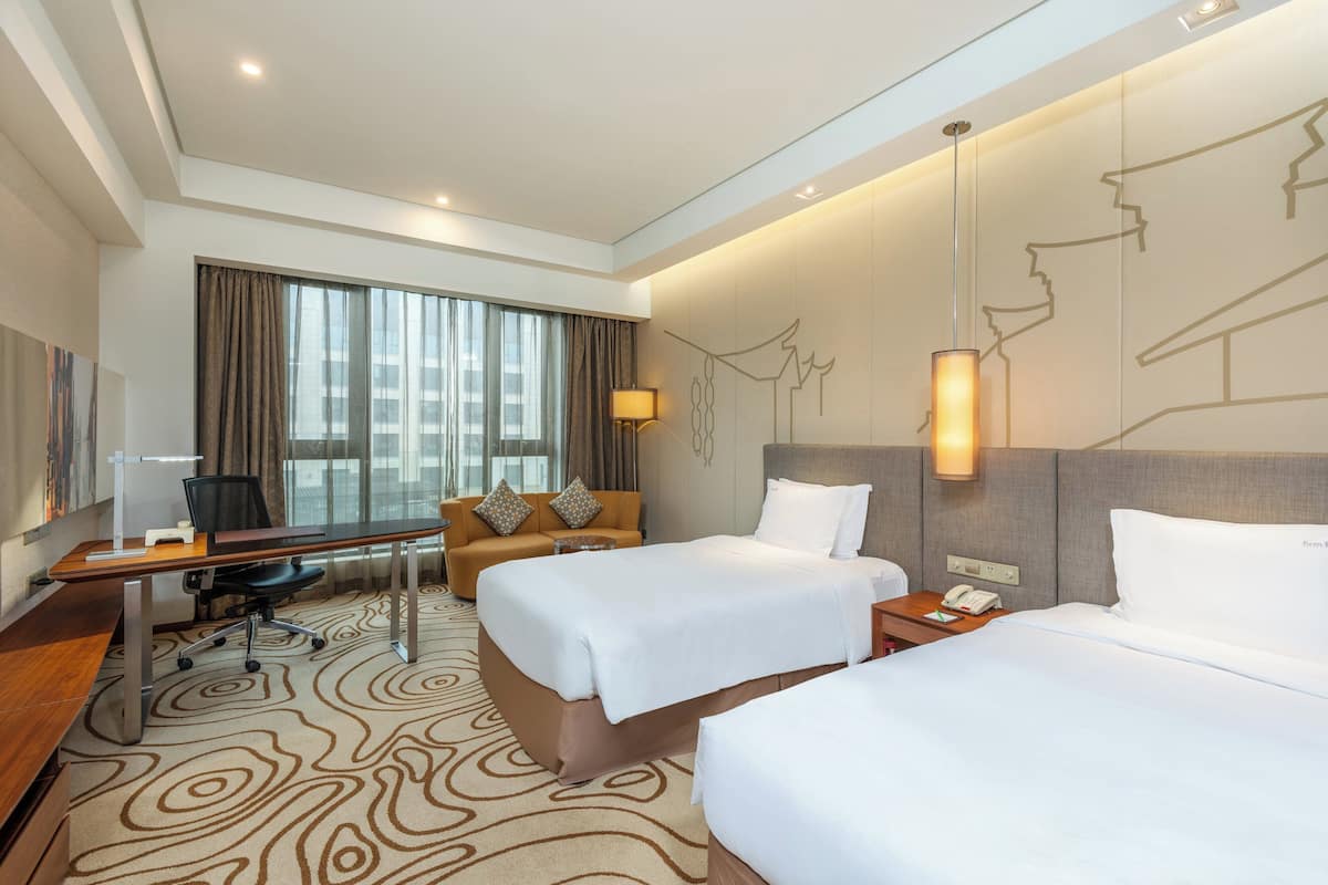 Minibar, in-room safe, desk, soundproofing
