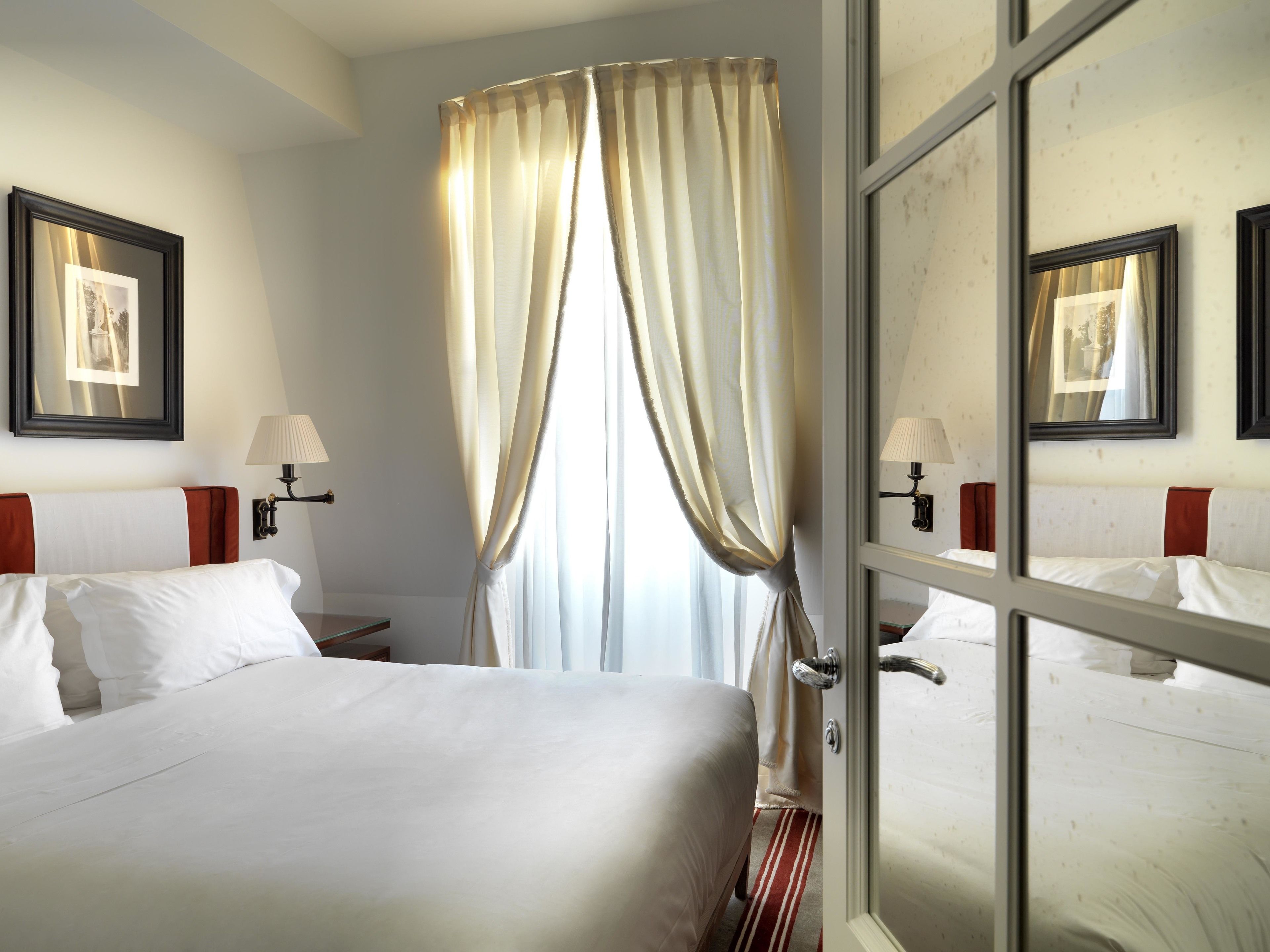 junior suite | 4 bedrooms, premium bedding, pillow-top beds, minibar