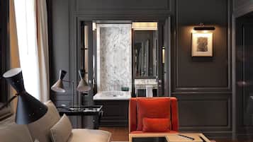 Executive Suite (Family Friendly) | 4 bedrooms, premium bedding, pillow-top beds, minibar