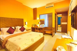 Két bảo mật tại phòng, bàn, giường gấp/giường phụ (phụ phí) 