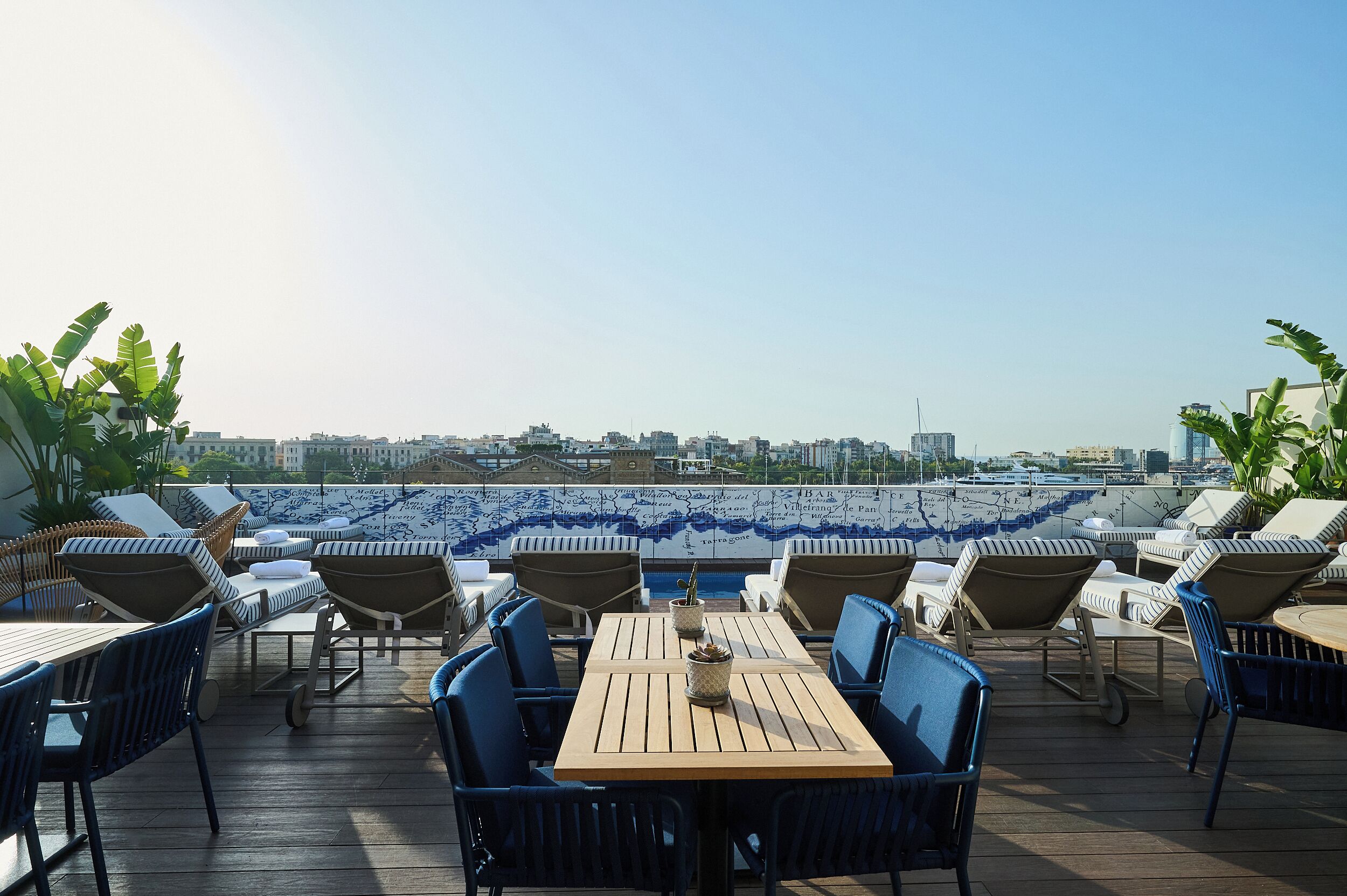 Photo - H10 Port Vell 4* Sup