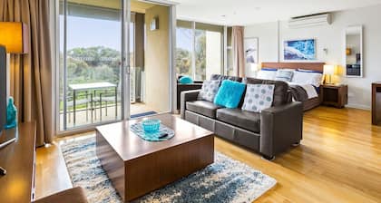 Beachfront Resort Torquay