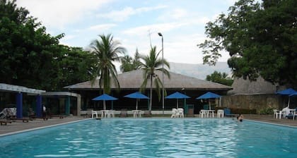 Hotel Guadaira Resort