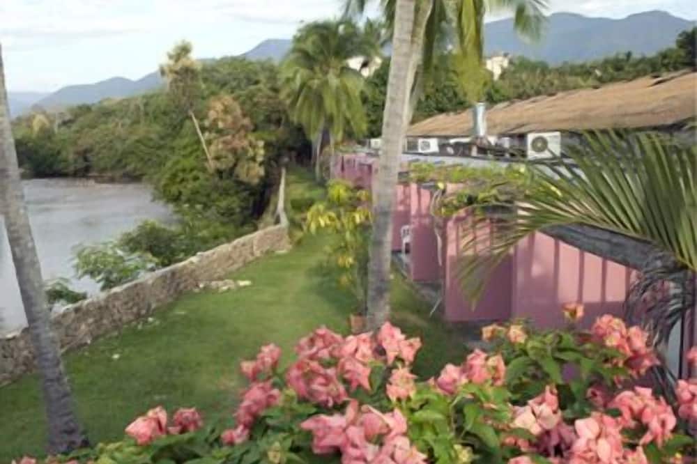 Hotel Guadaira Resort