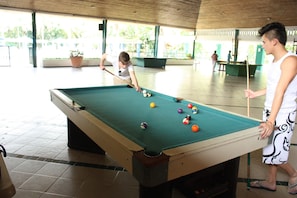 Billiards - Hotel Guadaira Resort (Melgar)