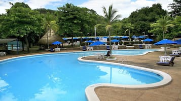 Outdoor pool, pool umbrellas, sun loungers