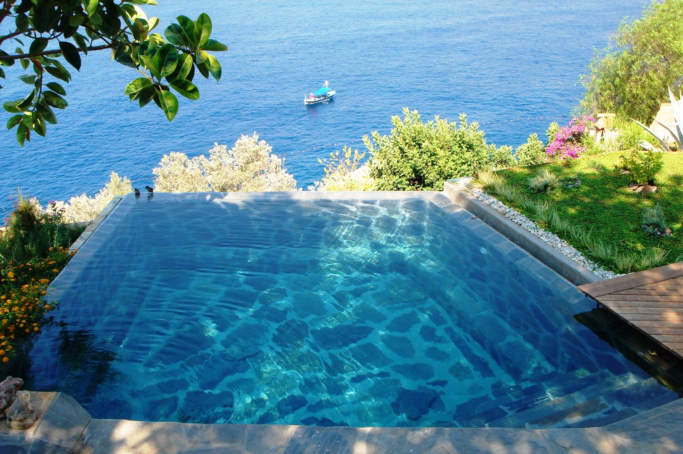 Sea View 2 Bedroom Villa with Private Garden & Pool | Terrasse/Patio