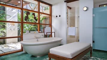 Executive Bungalow, Garden Area | Bathroom | Separate tub and shower, deep soaking tub, free toiletries, hair dryer