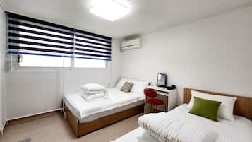 (Foreigners Only) Deluxe Twin Room | Premium bedding, pillowtop beds, individually decorated