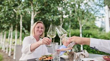 Frühstück, Mittagessen, Abendessen, regionale Küche, Speisen im Freien