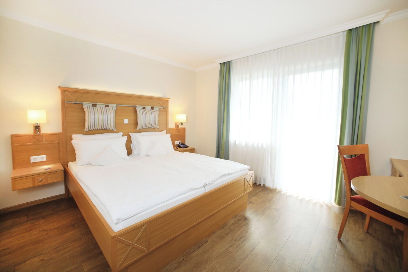 "hochwald" double room with balcony | premium bedding, minibar, in-room safe, desk