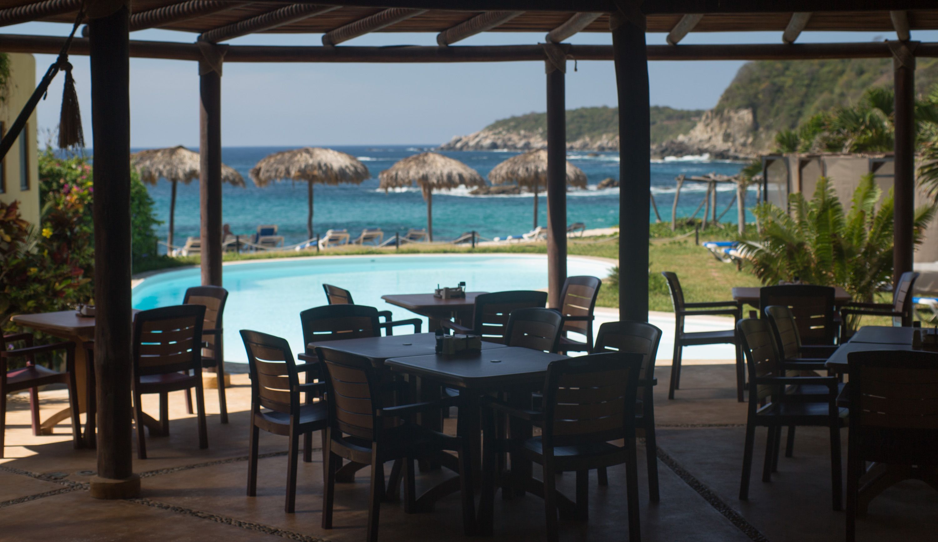 breakfast, lunch, dinner served; international cuisine, pool views