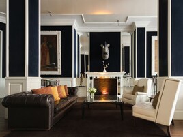 Lobi dinlenme salonu