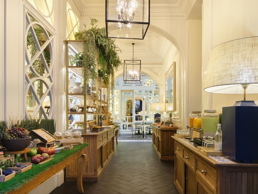 Petit déjeuner préparé sur commande (35 EUR par personne)