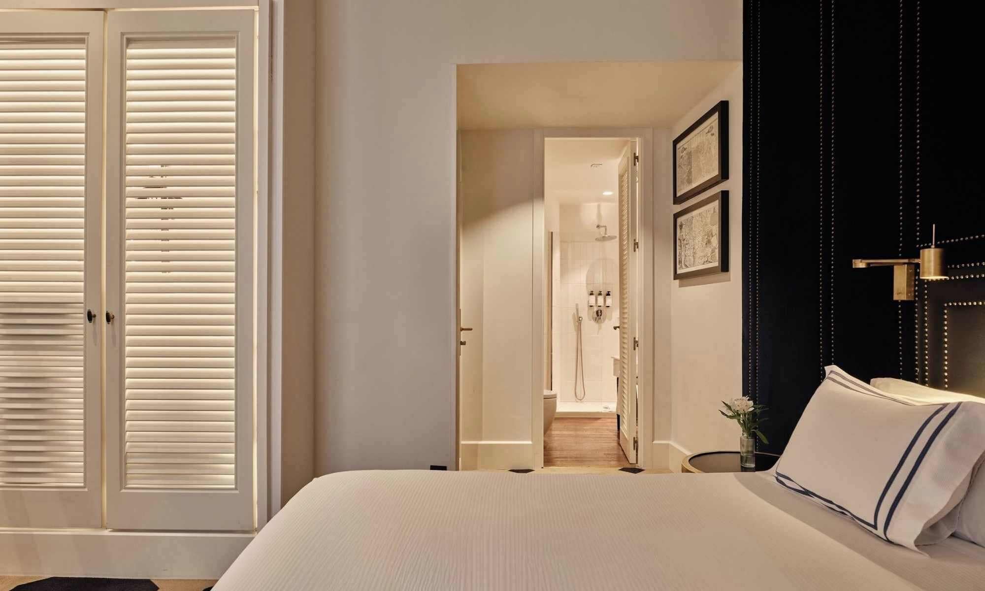 Down duvets, minibar, in-room safe, desk