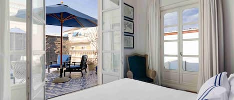 Down duvets, minibar, in-room safe, desk