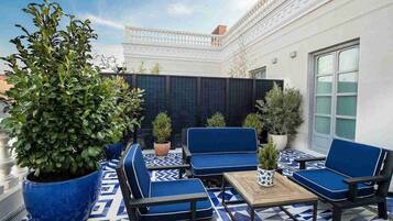 Suite Junior Blue | Terraza o patio