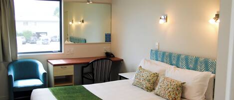 Superior Studio | Desk, iron/ironing board, cribs/infant beds, free WiFi