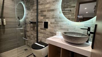 Single Room, Patio | Bathroom