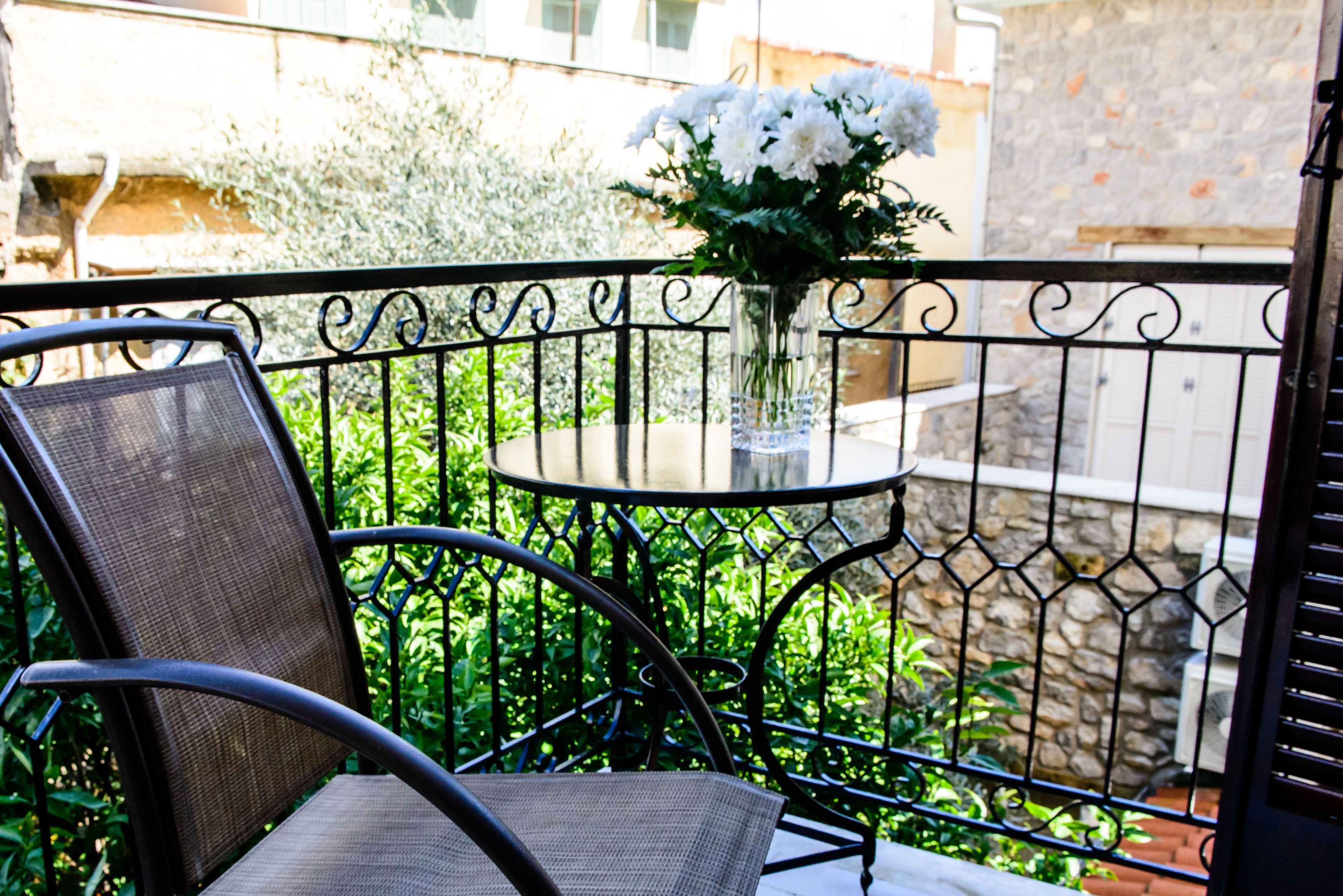 Double Room | In-room safe, soundproofing, iron/ironing board, free WiFi