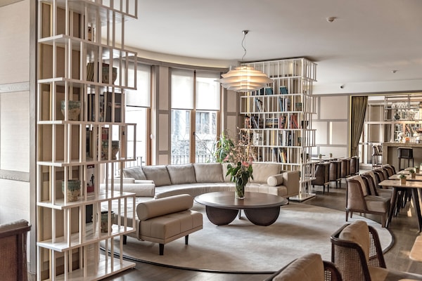 Frokost, lunsj og middag serveres, internasjonale retter