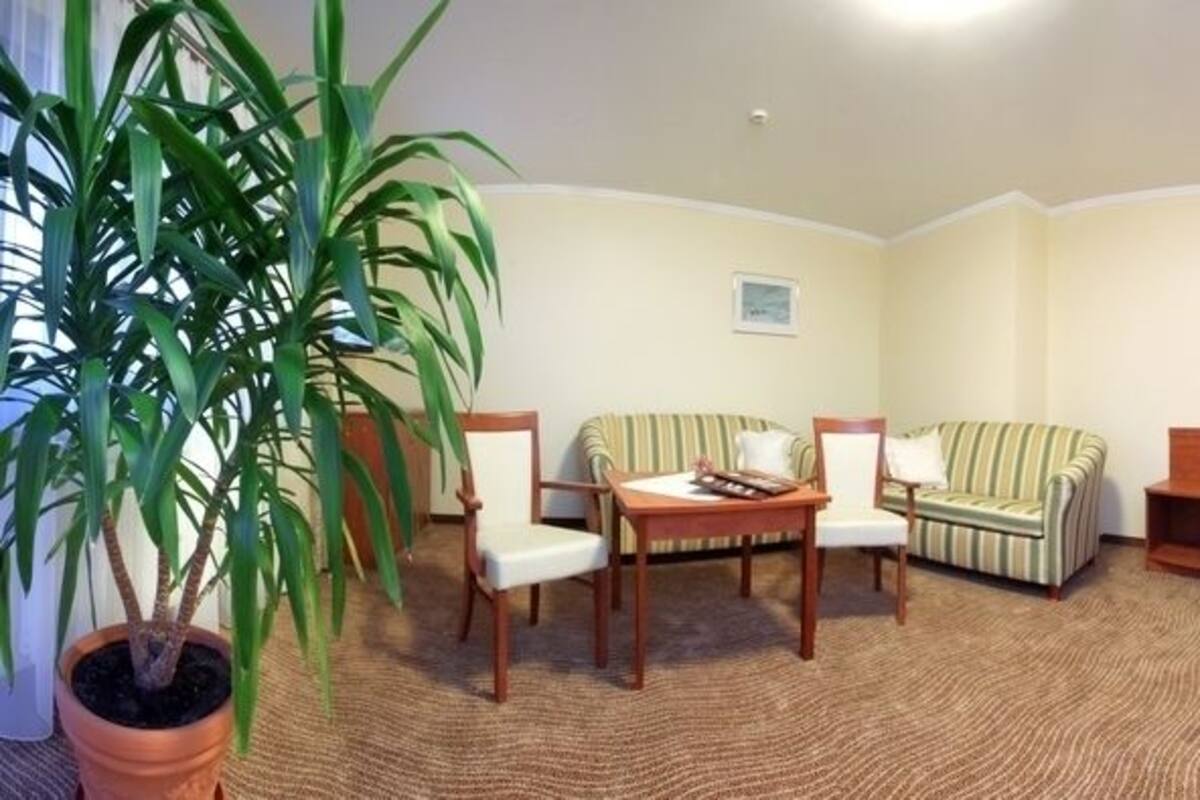 Quadruple Room | Premium bedding, in-room safe, cots/infant beds, rollaway beds